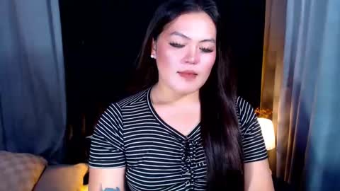 I am Colly Your mystery girl online show from May 2026 01:57:16 AM
