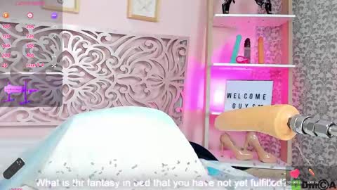 Snapshot of venus_kim_ chatting on February 2025 01:06:01 PM .. online show from February 2025 01:06:01 PM