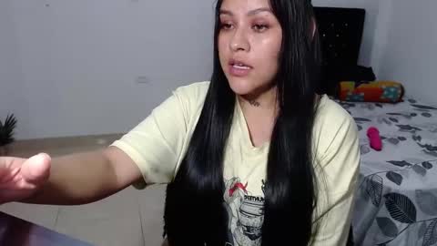 Snapshot of venus_menoza chatting on February 2025 10:42:02 PM venus_menoza online show from February 2025 10:42:02 PM