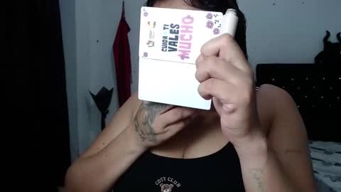 Snapshot of venus_menoza chatting on November 2025 12:33:01 PM venus_menoza online show from November 2025 12:33:01 PM