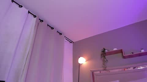 venus_reid online show from January 2025 03:22:02 AM