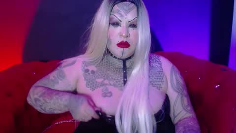 Snapshot of venus_rock chatting on September 2025 04:22:01 AM Venus Ink online show from September 2025 04:22:01 AM