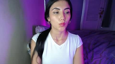 Snapshot of venus_starmodel chatting on December 2024 10:23:01 PM Venus online show from December 2024 10:23:01 PM