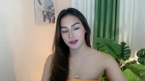 Venus Sunrise Bombshell online show from September 2025 07:04:01 PM