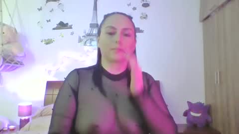 Snapshot of venusina07 chatting on September 2025 01:55:02 PM VENUSINA07 online show from September 2025 01:55:02 PM