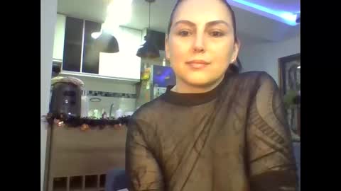 Snapshot of venusina07 chatting on October 2025 05:10:01 AM VENUSINA07 online show from October 2025 05:10:01 AM