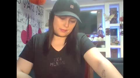 Snapshot of venusina07 chatting on October 2025 06:47:01 AM VENUSINA07 online show from October 2025 06:47:01 AM