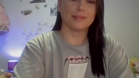 Snapshot of venusina07 chatting on November 2025 06:08:02 AM VENUSINA07 online show from November 2025 06:08:02 AM