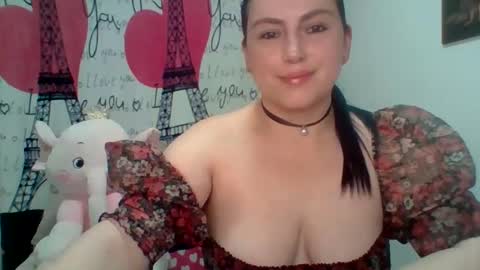 Snapshot of venusina07 chatting on April 2026 07:13:02 AM VENUSINA07 online show from April 2026 07:13:02 AM