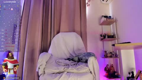 Venus online show from February 2025 08:17:02 PM