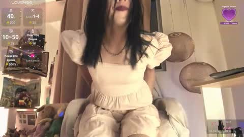 Venus online show from November 2025 06:37:02 AM