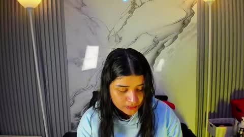 Venusowen  online show from April 2026 12:58:02 PM