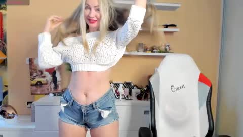 Violetta  online show from March 2025 06:29:01 AM