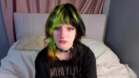 Snapshot of veolatownson chatting on October 2025 08:11:02 PM Erica online show from October 2025 08:11:02 PM