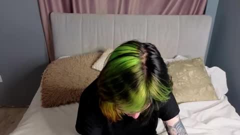 Snapshot of veolatownson chatting on October 2025 08:20:02 PM Erica online show from October 2025 08:20:02 PM