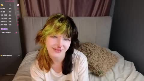 Snapshot of veolatownson chatting on November 2025 08:21:01 PM Erica online show from November 2025 08:21:01 PM