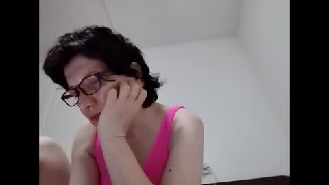 Vera online show from May 2026 06:48:02 PM