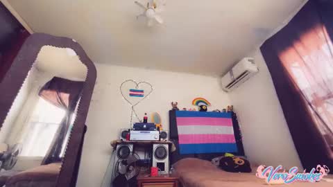 Snapshot of veroalva chatting on September 2025 07:02:02 PM Vero Alva online show from September 2025 07:02:02 PM