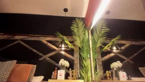 Snapshot of verokax chatting on January 2025 05:19:02 AM Vero online show from January 2025 05:19:02 AM