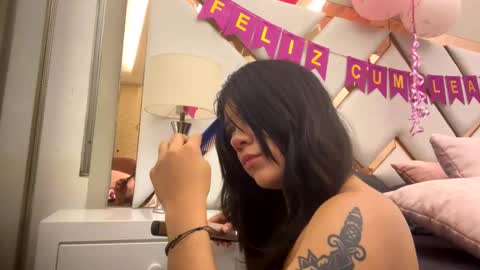 Snapshot of verokax chatting on September 2025 04:23:01 AM Vero online show from September 2025 04:23:01 AM