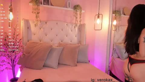 Snapshot of verokax chatting on October 2025 12:12:02 PM Vero online show from October 2025 12:12:02 PM