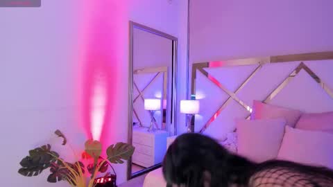 Snapshot of verokax chatting on November 2025 04:34:02 AM Vero online show from November 2025 04:34:02 AM