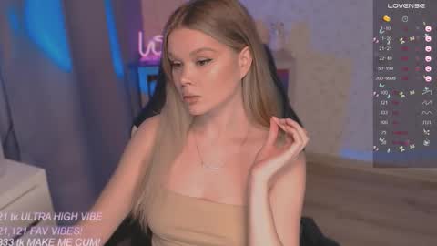 Snapshot of veronaaura chatting on October 2025 11:46:02 PM Tiffany online show from October 2025 11:46:02 PM