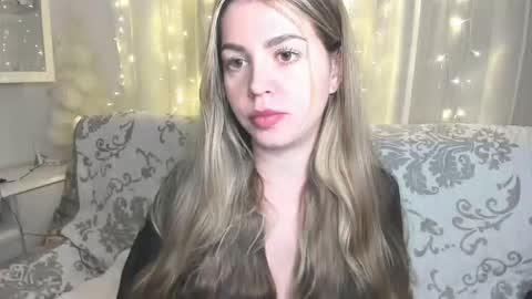 Lolitalolz online show from February 2026 07:40:01 PM