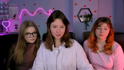 Ronni online show from February 2026 08:27:02 PM