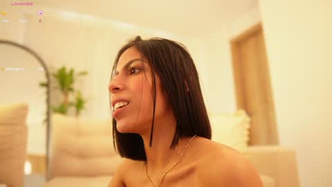 Snapshot of veronica_mendez1 chatting on December 2024 02:49:01 PM Veronica online show from December 2024 02:49:01 PM