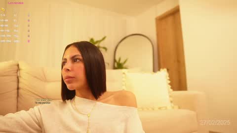 Snapshot of veronica_mendez1 chatting on February 2025 11:20:02 AM Veronica online show from February 2025 11:20:02 AM