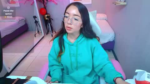 Snapshot of veronica_miiller chatting on February 2026 07:32:02 PM veronica online show from February 2026 07:32:02 PM