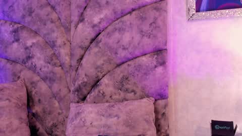 Snapshot of veronica_olson_ chatting on January 2025 03:00:01 PM Veronica Olson online show from January 2025 03:00:01 PM