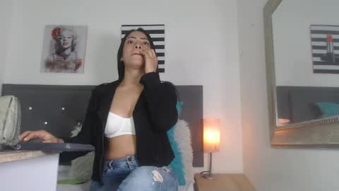 Veronica online show from May 2026 06:15:02 PM