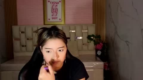Snapshot of veronicaa_s chatting on June 2026 08:13:02 PM veronicaa_s online show from June 2026 08:13:02 PM