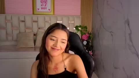 Snapshot of veronicaa_s chatting on July 2026 08:15:02 PM veronicaa_s online show from July 2026 08:15:02 PM
