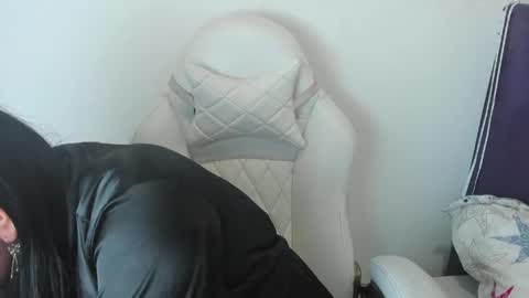 Snapshot of veronicaa_squirt chatting on April 2026 04:03:02 AM veronicaa_squirt online show from April 2026 04:03:02 AM