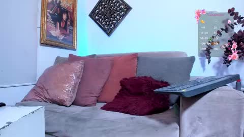 Veronica Gills online show from February 2025 07:25:01 PM