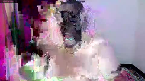 Snapshot of veronicakisses chatting on February 2025 07:06:01 AM MS. VERONICA 22 I love Aza 3 online show from February 2025 07:06:01 AM