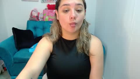 Snapshot of veronicaparkersex chatting on May 2026 12:23:02 PM veronicaparkersex online show from May 2026 12:23:02 PM