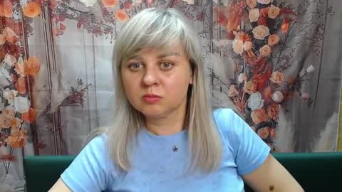 Snapshot of veronicasvitt chatting on March 2026 12:27:02 PM VeronicaSvitt online show from March 2026 12:27:02 PM