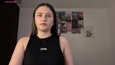 Snapshot of veronika__winslow_ chatting on March 2026 11:21:02 AM Vero online show from March 2026 11:21:02 AM