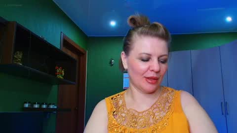 VeronikawGold online show from May 2026 10:33:02 AM
