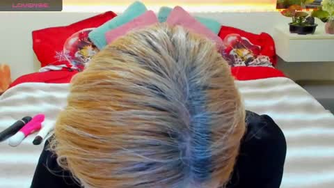 Snapshot of verrasweet4u chatting on March 2025 12:42:01 AM VerraSweet4u online show from March 2025 12:42:01 AM