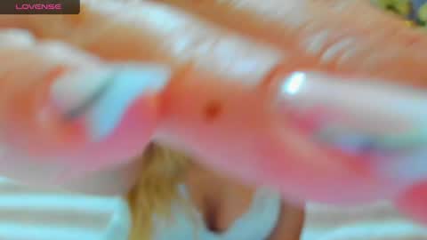 Snapshot of verrasweet4u chatting on May 2026 02:29:01 AM VerraSweet4u online show from May 2026 02:29:01 AM