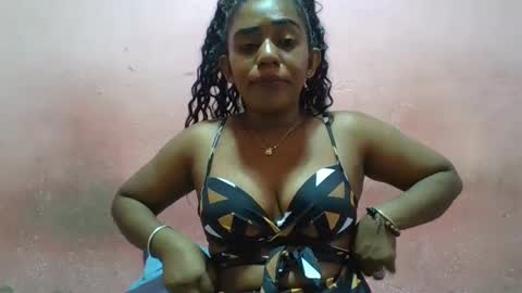 verronique1511 online show from February 2025 01:51:02 PM