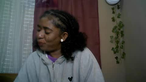 Snapshot of verronique1511 chatting on June 2026 10:43:01 PM verronique1511 online show from June 2026 10:43:01 PM