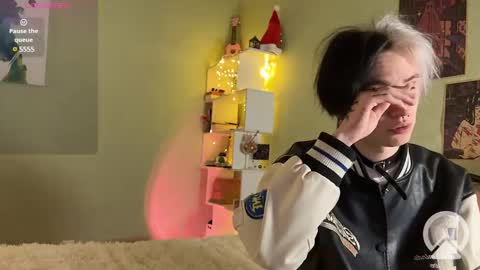 Snapshot of veryraretwins chatting on February 2025 08:46:01 PM veryraretwins online show from February 2025 08:46:01 PM