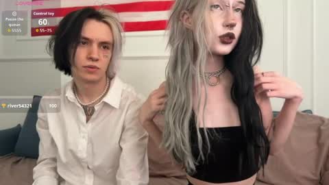 veryraretwins online show from April 2026 02:32:01 AM