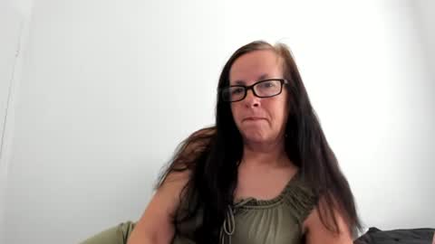 verysassypeachgoddess online show from April 2026 02:07:01 PM